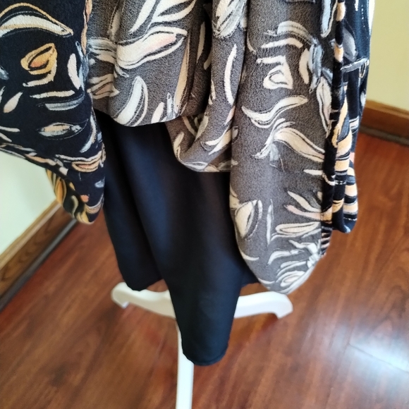 Ryllace Floral Boho Promenade Flowy Tiered Navy Blue Dress 3/4 Sleeve  Size 20 - Picture 5 of 15